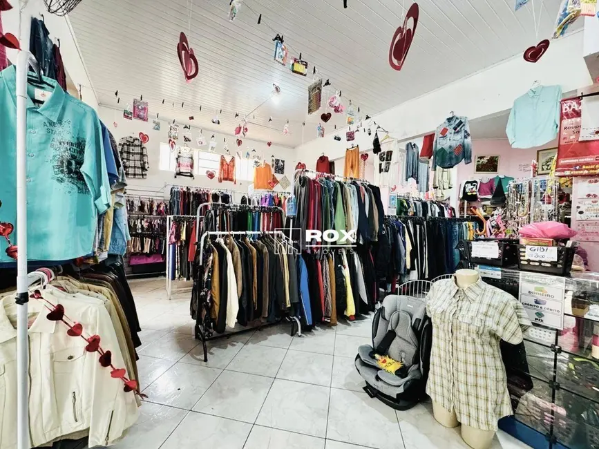 Foto 6 de Casa à venda, 418m2 em Capão Raso, Curitiba - PR