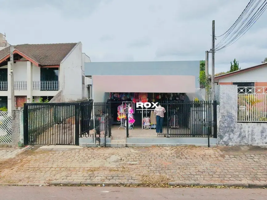 Foto 2 de Casa à venda, 418m2 em Capão Raso, Curitiba - PR