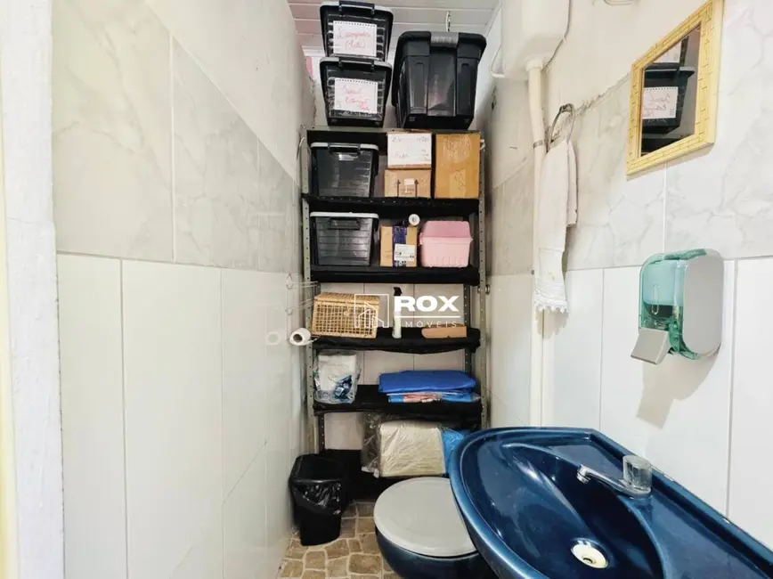 Foto 10 de Casa à venda, 418m2 em Capão Raso, Curitiba - PR