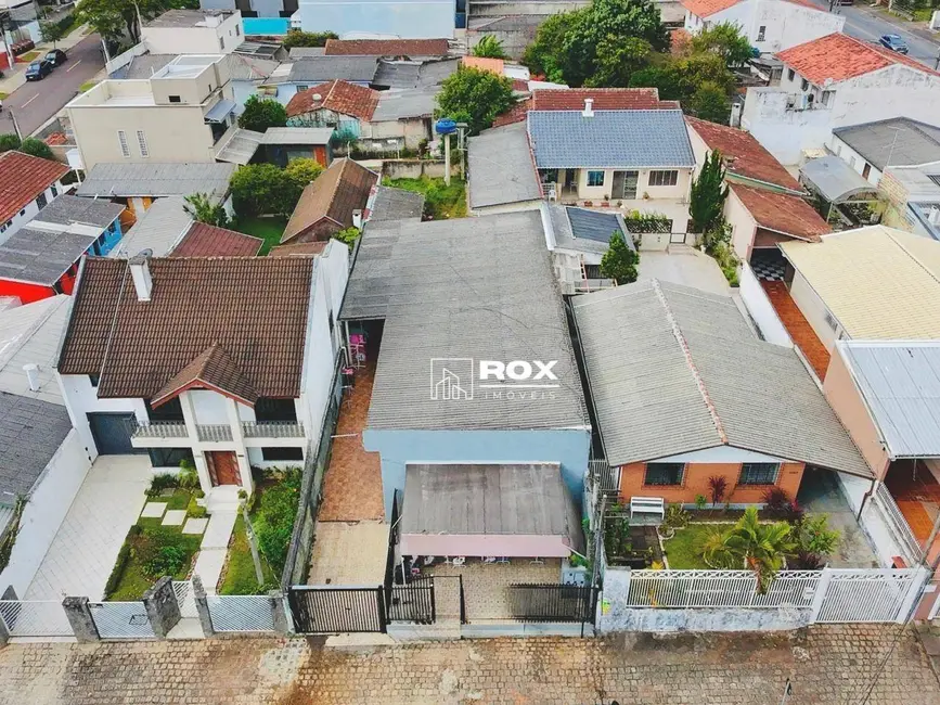 Foto 3 de Casa à venda, 418m2 em Capão Raso, Curitiba - PR