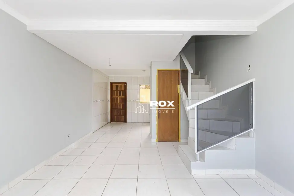 Foto 2 de Sobrado com 2 quartos à venda, 74m2 em Cidade Industrial, Curitiba - PR