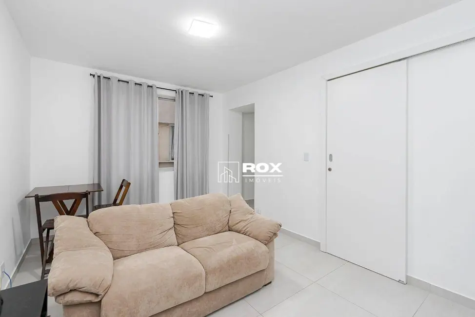Foto 2 de Apartamento com 2 quartos para alugar, 55m2 em Jardim Botânico, Curitiba - PR