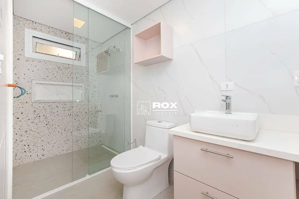 Foto 22 de Sobrado com 3 quartos à venda, 192m2 em Santo Inácio, Curitiba - PR