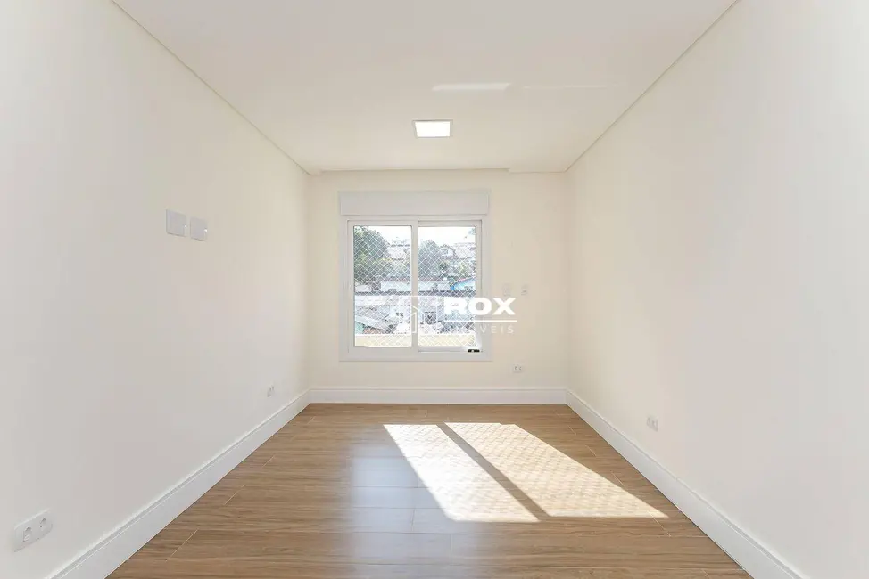 Foto 28 de Sobrado com 3 quartos à venda, 192m2 em Santo Inácio, Curitiba - PR