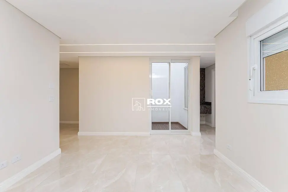 Foto 5 de Sobrado com 3 quartos à venda, 192m2 em Santo Inácio, Curitiba - PR