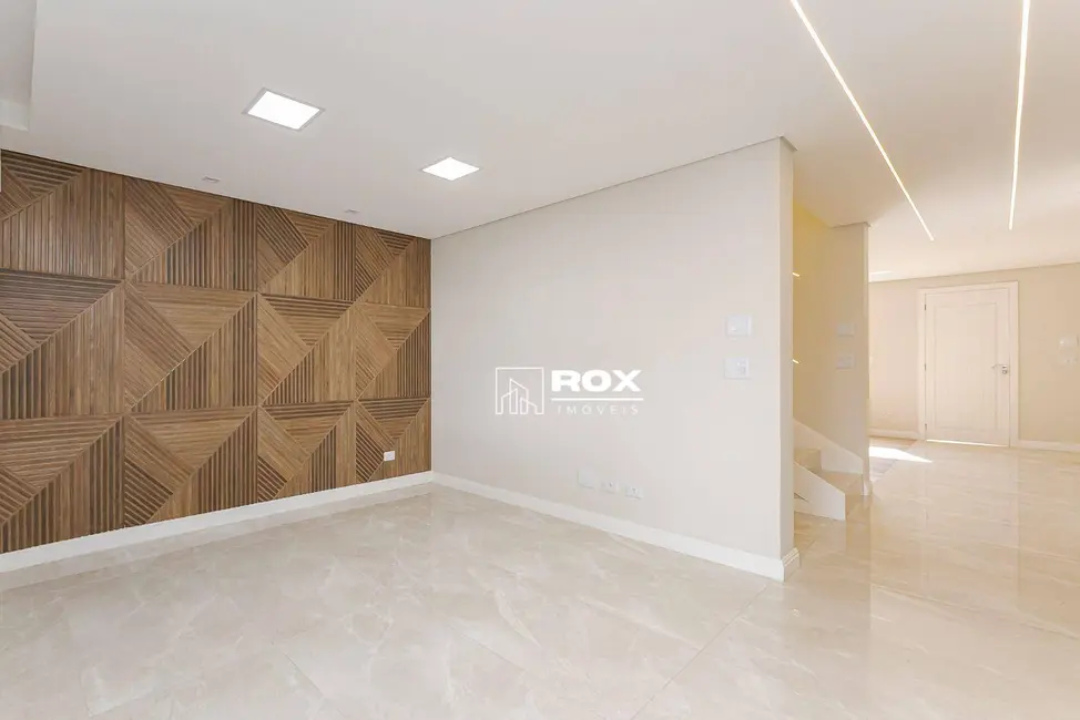 Foto 8 de Sobrado com 3 quartos à venda, 192m2 em Santo Inácio, Curitiba - PR