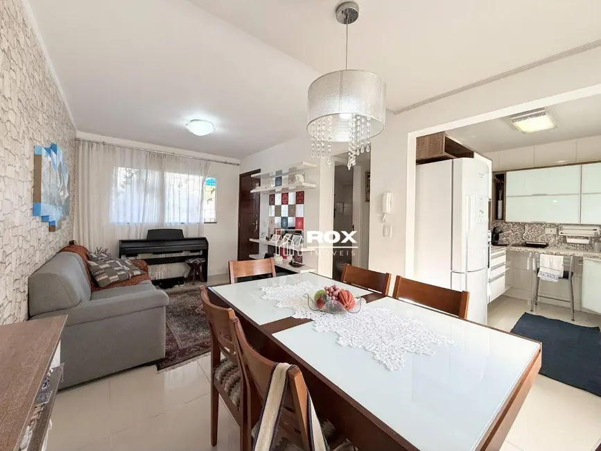 Foto 6 de Sobrado com 3 quartos à venda, 72m2 em Santo Inácio, Curitiba - PR