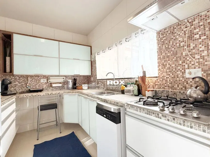 Foto 9 de Sobrado com 3 quartos à venda, 72m2 em Santo Inácio, Curitiba - PR