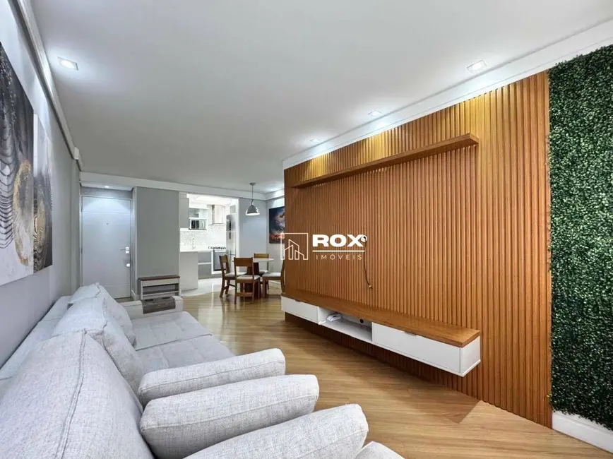 Foto 3 de Apartamento com 3 quartos para alugar, 93m2 em Cristo Rei, Curitiba - PR