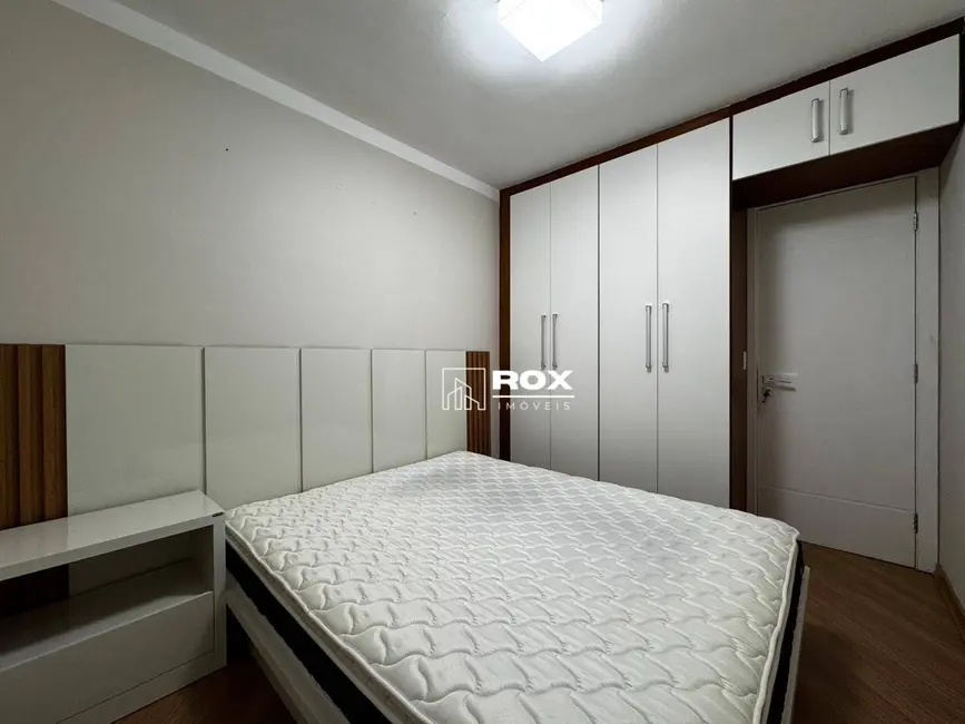 Foto 8 de Apartamento com 3 quartos para alugar, 93m2 em Cristo Rei, Curitiba - PR