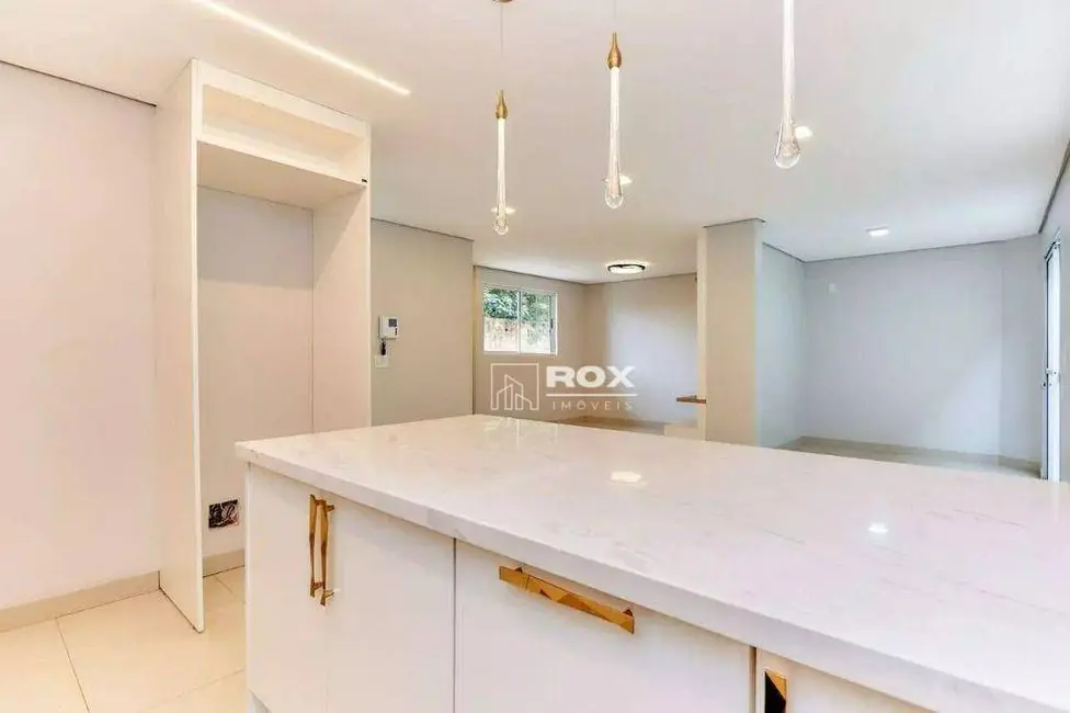 Casa com 3 quartos à venda, 108m2 em Abranches, Curitiba - PR - imagem 9 Foto 9 de Casa com 3 quartos à venda, 108m2 em Abranches, Curitiba - PR