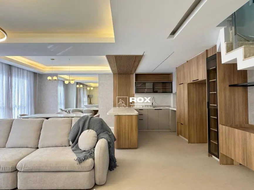 Casa de Condomínio com 3 quartos à venda, 137m2 em Santa Felicidade, Curitiba - PR - imagem 3 Foto 3 de Casa de Condomínio com 3 quartos à venda, 137m2 em Santa Felicidade, Curitiba - PR