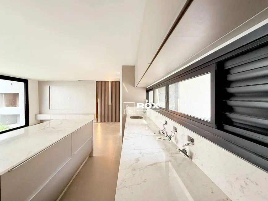 Foto 4 de Casa de Condomínio com 3 quartos para alugar, 147m2 em Santa Felicidade, Curitiba - PR