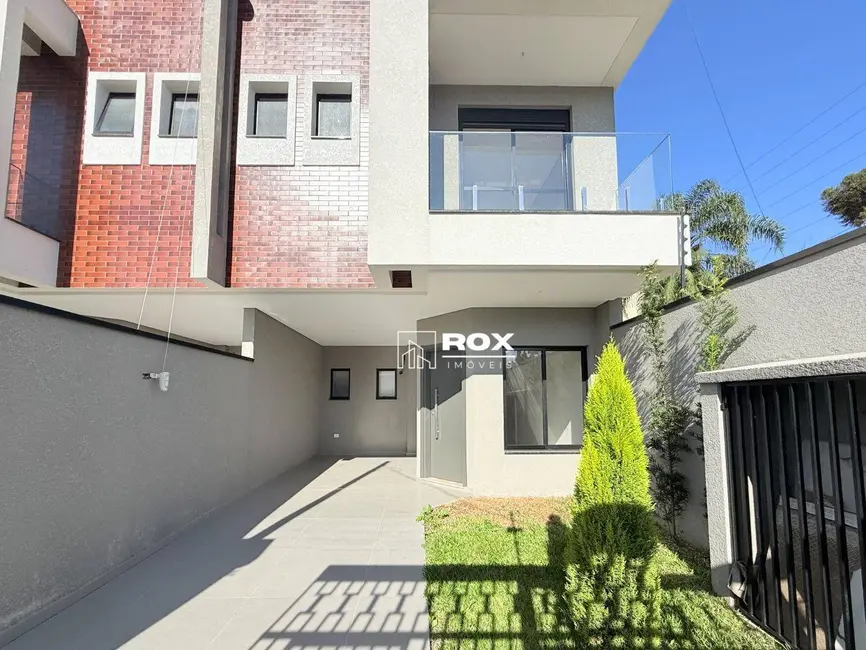 Foto 1 de Sobrado com 3 quartos à venda, 95m2 em Água Verde, Curitiba - PR