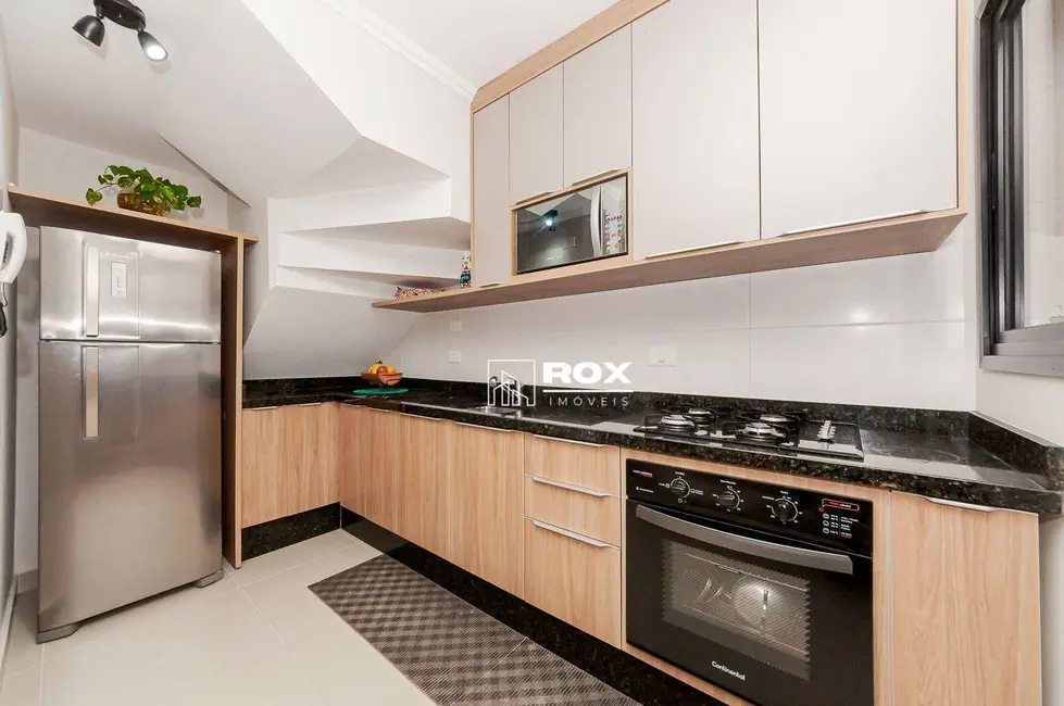 Sobrado com 3 quartos à venda, 87m2 em Santa Cândida, Curitiba - PR - imagem 8 Foto 8 de Sobrado com 3 quartos à venda, 87m2 em Santa Cândida, Curitiba - PR