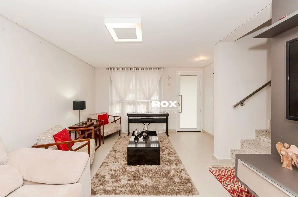 Sobrado com 3 quartos à venda, 87m2 em Santa Cândida, Curitiba - PR - imagem 5 Foto 5 de Sobrado com 3 quartos à venda, 87m2 em Santa Cândida, Curitiba - PR