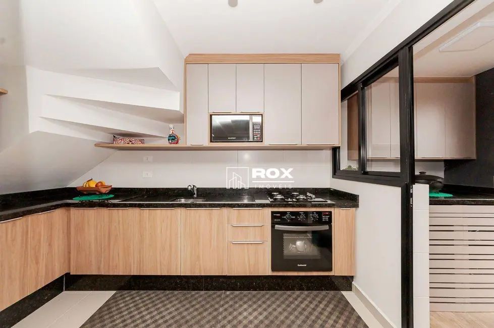 Sobrado com 3 quartos à venda, 87m2 em Santa Cândida, Curitiba - PR - imagem 9 Foto 9 de Sobrado com 3 quartos à venda, 87m2 em Santa Cândida, Curitiba - PR