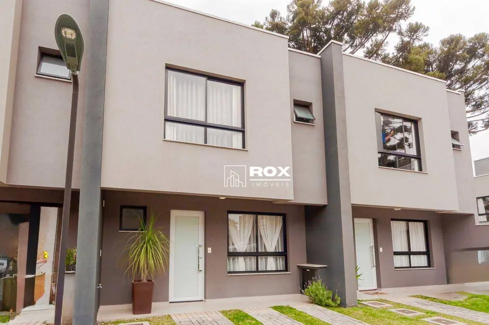 Sobrado com 3 quartos à venda, 87m2 em Santa Cândida, Curitiba - PR - imagem 3 Foto 3 de Sobrado com 3 quartos à venda, 87m2 em Santa Cândida, Curitiba - PR