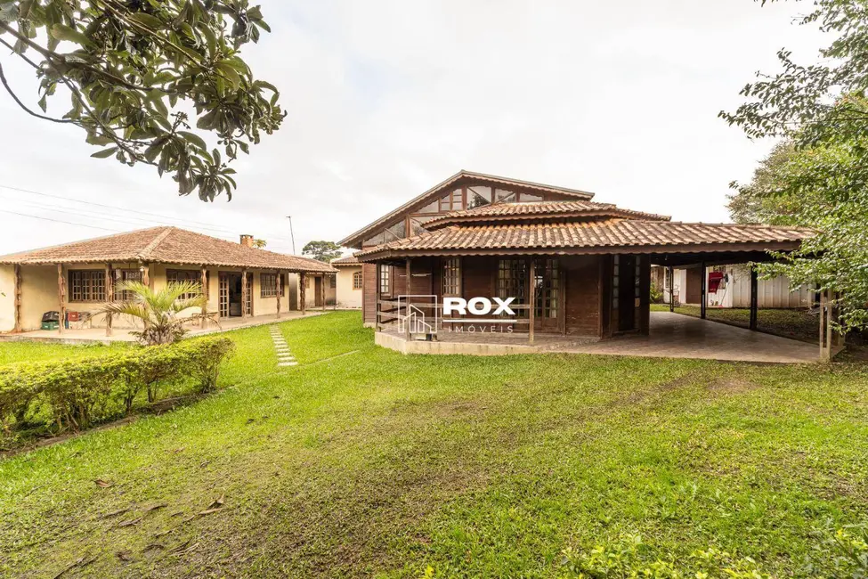 Foto 1 de Casa com 5 quartos à venda, 867m2 em Capela Velha, Araucaria - PR