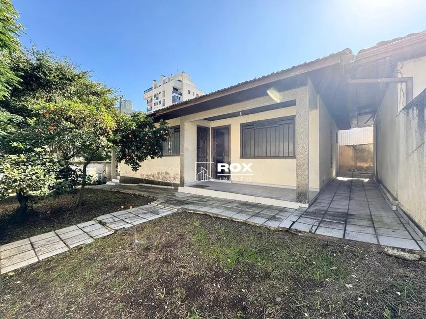 Foto 6 de Terreno / Lote à venda, 334m2 em Portão, Curitiba - PR