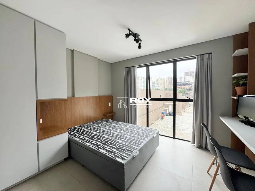 Kitnet com 1 quarto para alugar, 36m2 em Água Verde, Curitiba - PR - imagem 7 Foto 7 de Kitnet com 1 quarto para alugar, 36m2 em Água Verde, Curitiba - PR