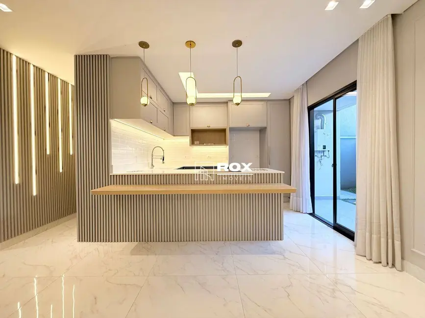 Casa de Condomínio com 3 quartos à venda, 224m2 em Afonso Pena, Sao Jose Dos Pinhais - PR - imagem 5 Foto 5 de Casa de Condomínio com 3 quartos à venda, 224m2 em Afonso Pena, Sao Jose Dos Pinhais - PR