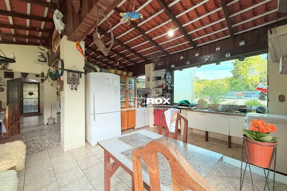 Foto 8 de Chácara com 6 quartos à venda, 192000m2 em Bocaiuva Do Sul - PR