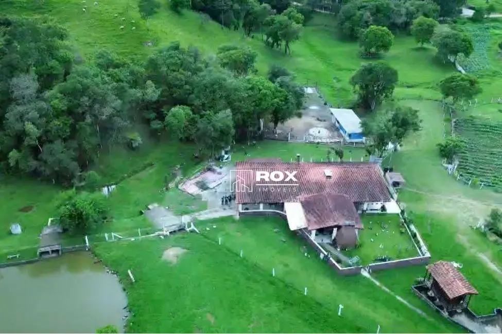 Foto 2 de Chácara com 6 quartos à venda, 192000m2 em Bocaiuva Do Sul - PR