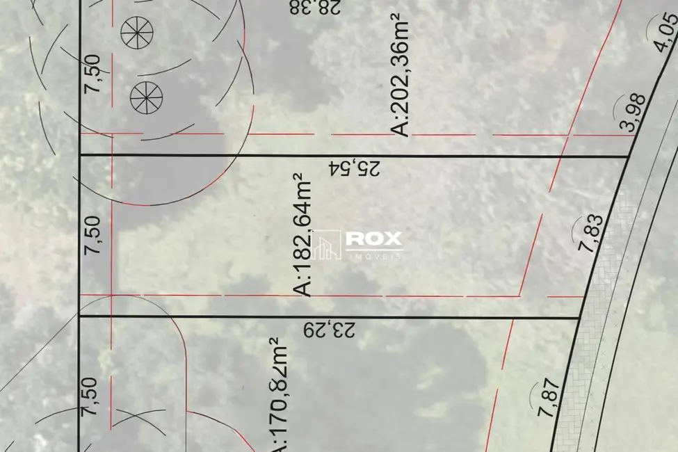 Foto 3 de Terreno / Lote à venda, 182m2 em Santa Cândida, Curitiba - PR