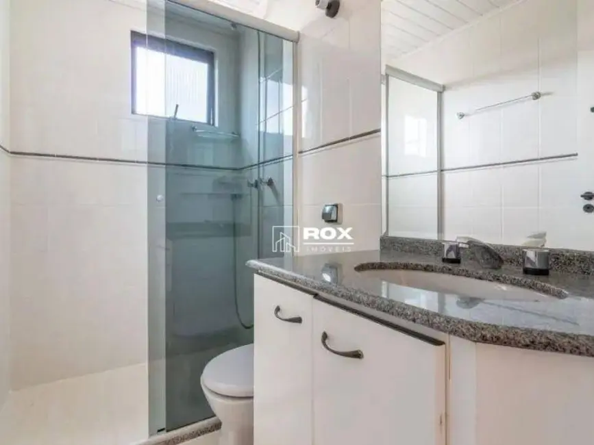 Apartamento com 2 quartos à venda, 108m2 em Juvevê, Curitiba - PR - imagem 9 Foto 9 de Apartamento com 2 quartos à venda, 108m2 em Juvevê, Curitiba - PR