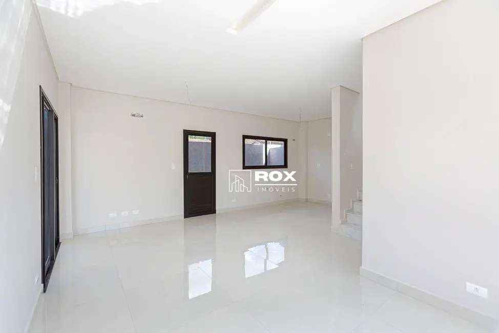 Foto 2 de Sobrado com 3 quartos à venda, 155m2 em Boqueirão, Curitiba - PR