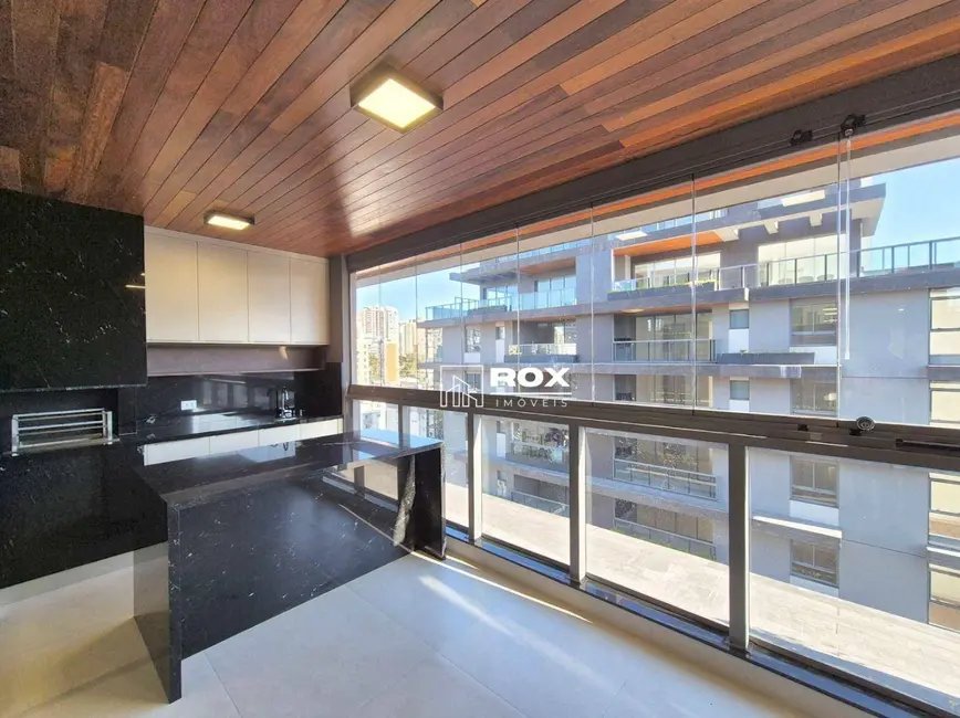 Foto 5 de Apartamento com 3 quartos à venda, 151m2 em Batel, Curitiba - PR