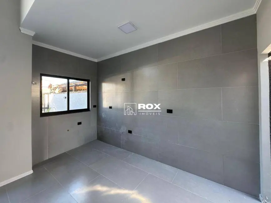 Foto 3 de Casa com 2 quartos à venda, 131m2 em Pontal Do Parana - PR