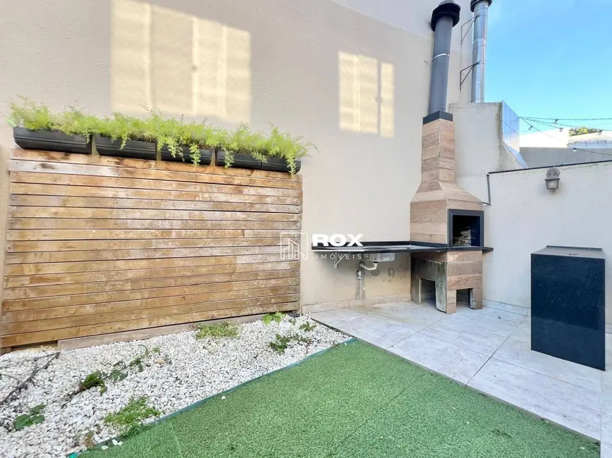 Sobrado com 3 quartos à venda, 113m2 em São Braz, Curitiba - PR - imagem 8 Foto 8 de Sobrado com 3 quartos à venda, 113m2 em São Braz, Curitiba - PR