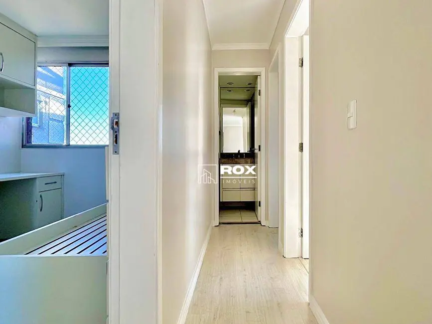 Cobertura com 3 quartos à venda, 192m2 em Santa Cândida, Curitiba - PR - imagem 6 Foto 6 de Cobertura com 3 quartos à venda, 192m2 em Santa Cândida, Curitiba - PR