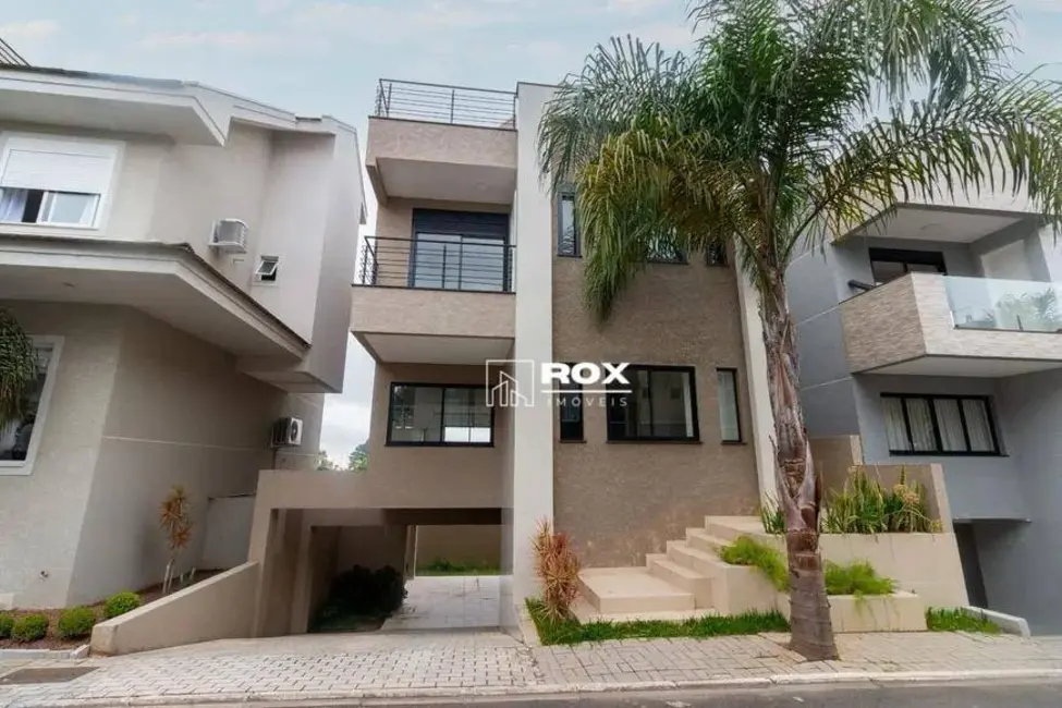 Foto 2 de Casa de Condomínio com 4 quartos para alugar, 145m2 em Campo Comprido, Curitiba - PR
