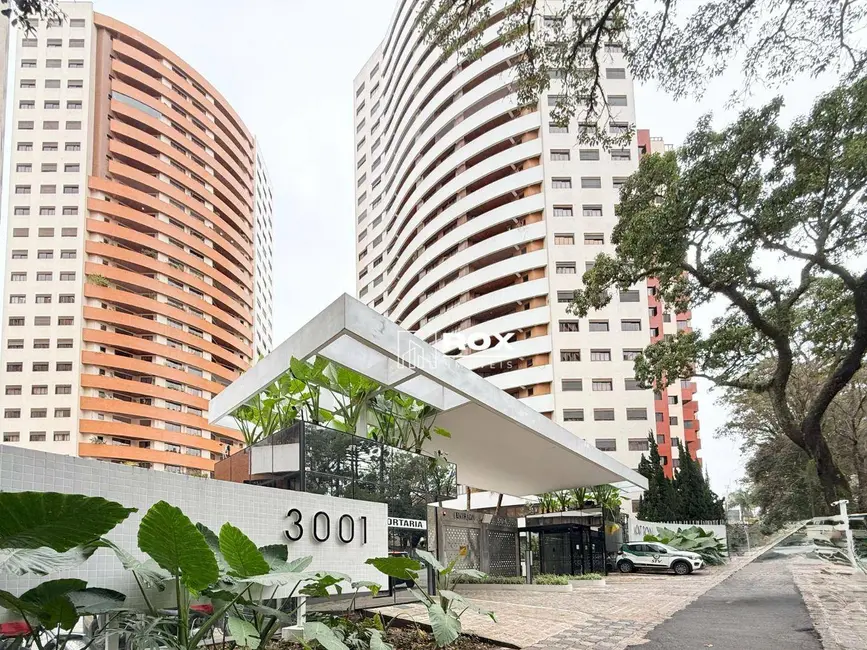 Foto 2 de Apartamento com 3 quartos para alugar, 217m2 em Água Verde, Curitiba - PR