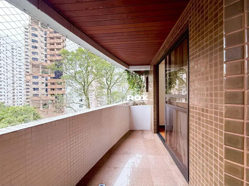 Foto 6 de Apartamento com 3 quartos para alugar, 217m2 em Água Verde, Curitiba - PR
