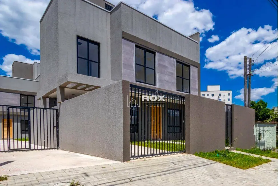 Foto 1 de Sobrado com 3 quartos à venda, 147m2 em Lindóia, Curitiba - PR