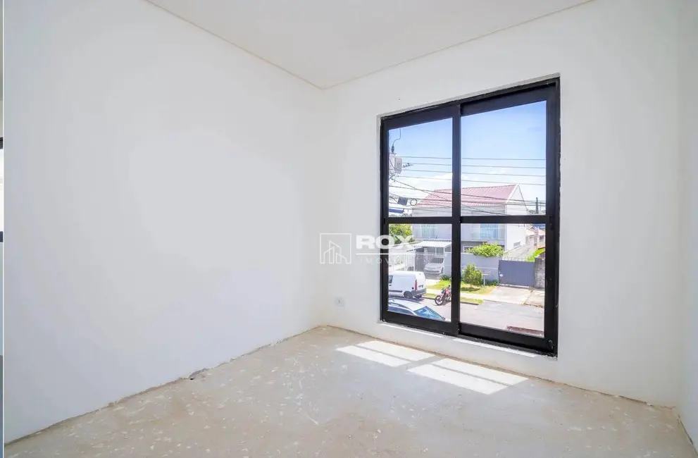 Foto 6 de Sobrado com 3 quartos à venda, 147m2 em Lindóia, Curitiba - PR