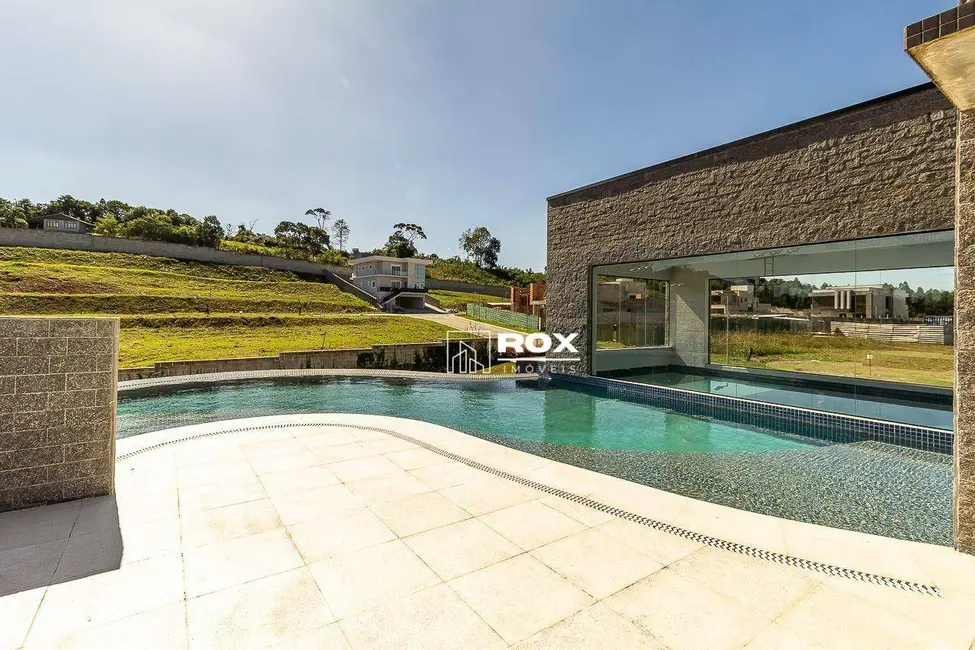 Foto 1 de Terreno / Lote à venda, 448m2 em Butiatumirim, Colombo - PR