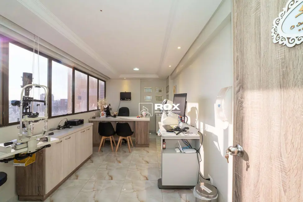 Sala Comercial à venda, 65m2 em Pinheirinho, Curitiba - PR - imagem 9 Foto 9 de Sala Comercial à venda, 65m2 em Pinheirinho, Curitiba - PR