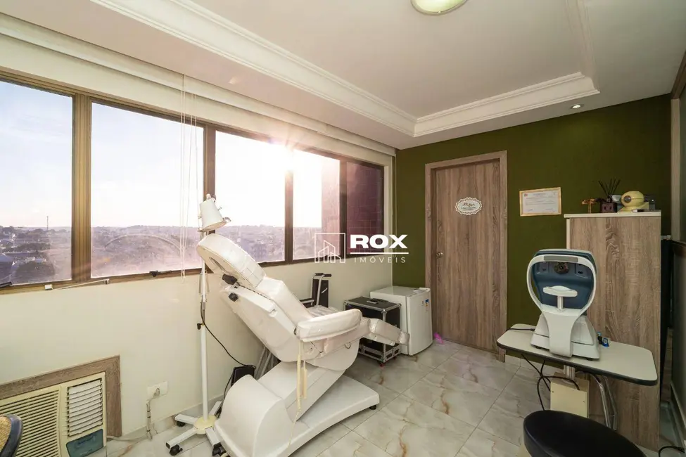 Sala Comercial à venda, 65m2 em Pinheirinho, Curitiba - PR - imagem 7 Foto 7 de Sala Comercial à venda, 65m2 em Pinheirinho, Curitiba - PR