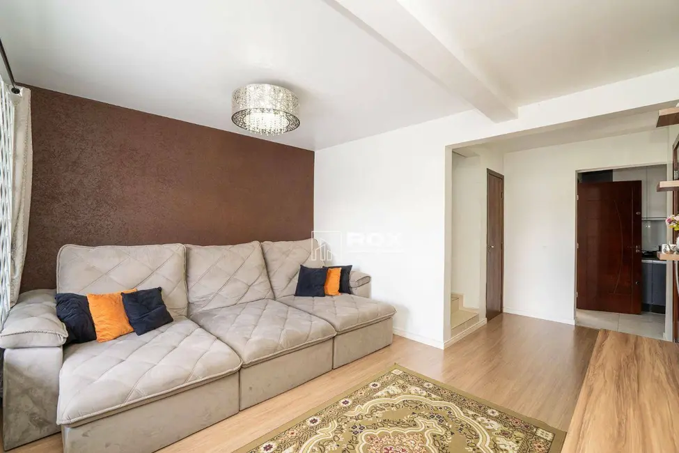 Sobrado com 3 quartos à venda, 147m2 em Fazendinha, Curitiba - PR - imagem 5 Foto 5 de Sobrado com 3 quartos à venda, 147m2 em Fazendinha, Curitiba - PR