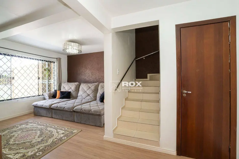 Sobrado com 3 quartos à venda, 147m2 em Fazendinha, Curitiba - PR - imagem 7 Foto 7 de Sobrado com 3 quartos à venda, 147m2 em Fazendinha, Curitiba - PR