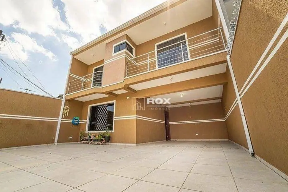 Foto 1 de Sobrado com 3 quartos à venda, 147m2 em Fazendinha, Curitiba - PR