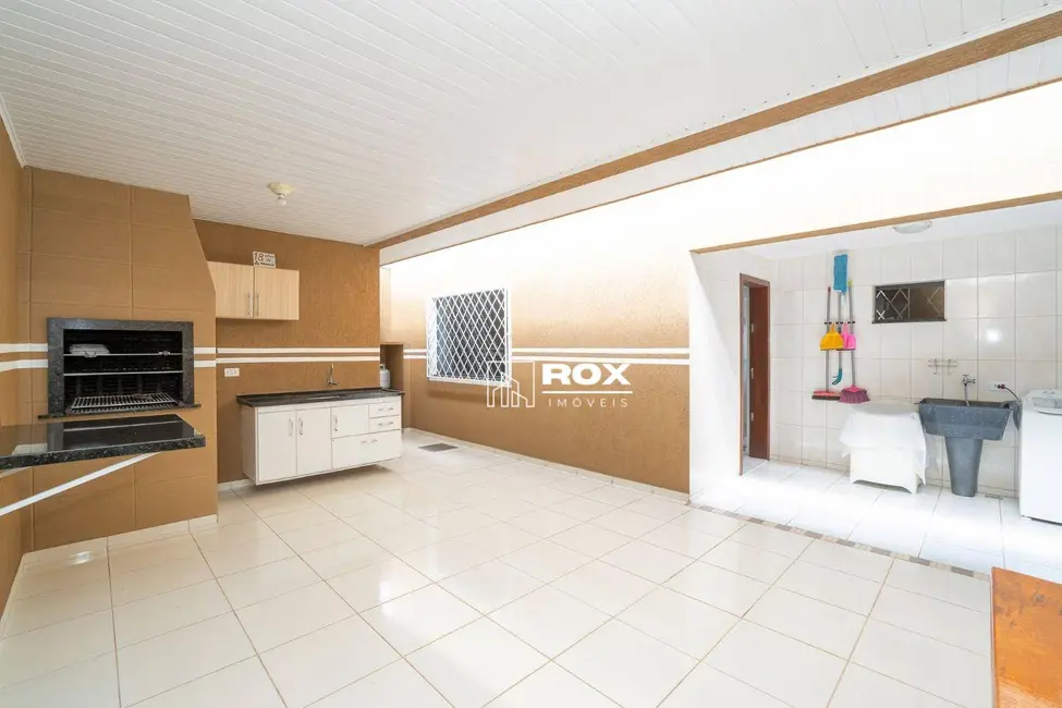 Foto 5 de Sobrado com 3 quartos à venda, 147m2 em Fazendinha, Curitiba - PR
