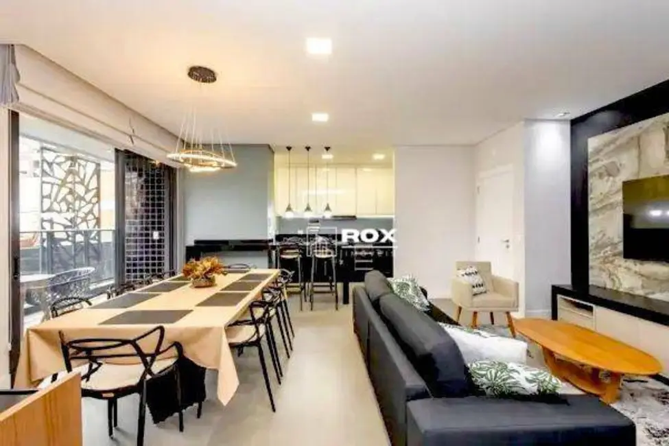 Foto 2 de Apartamento com 3 quartos para alugar, 211m2 em Mercês, Curitiba - PR