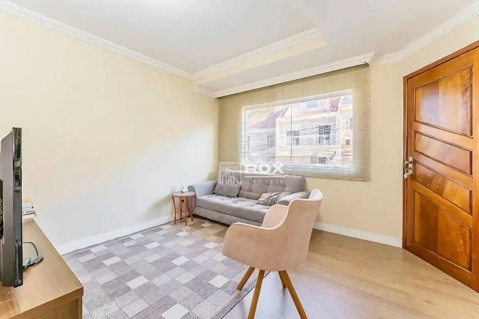 Foto 4 de Sobrado com 3 quartos à venda, 120m2 em Cidade Industrial, Curitiba - PR