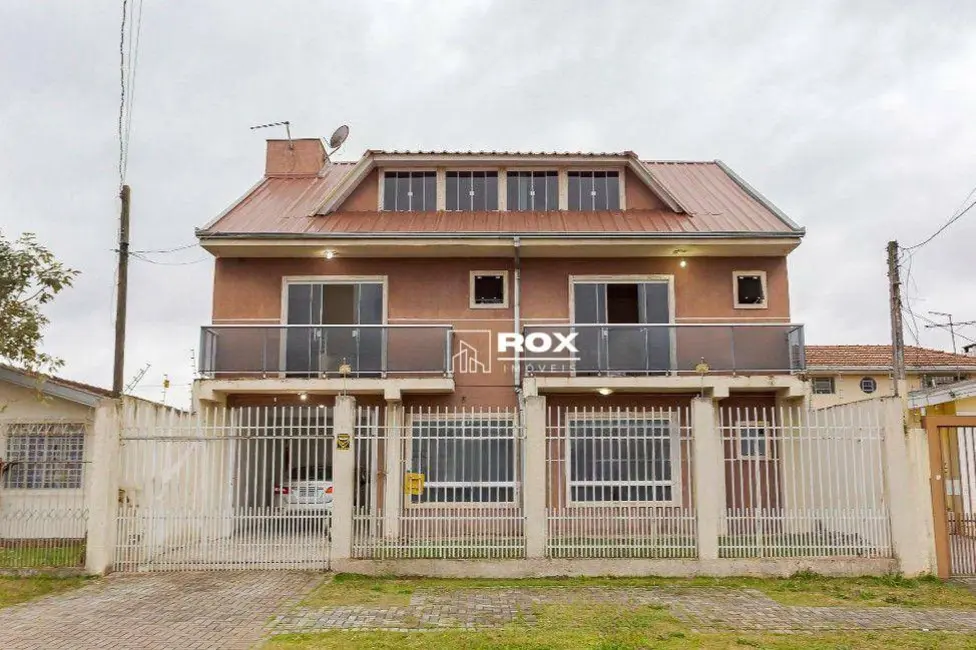 Foto 2 de Sobrado com 6 quartos à venda, 280m2 em Portão, Curitiba - PR